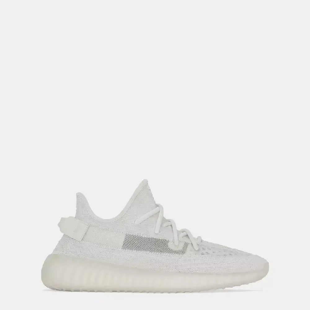 YEEZY  09143530