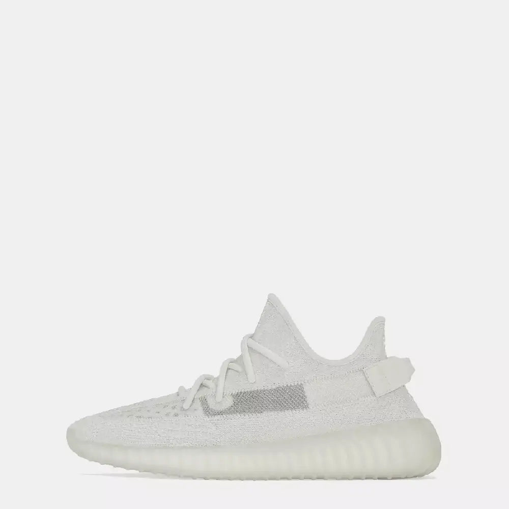 YEEZY  09143530