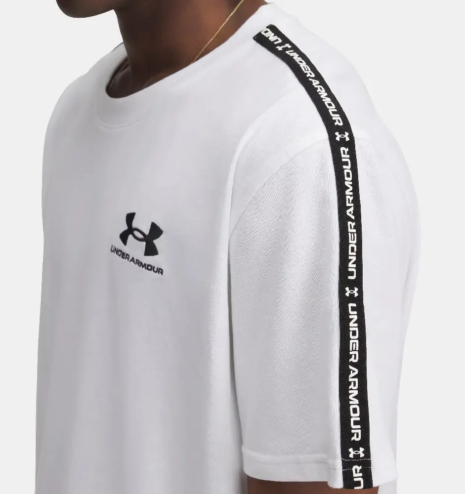 UNDER ARMOUR  1390300-0100