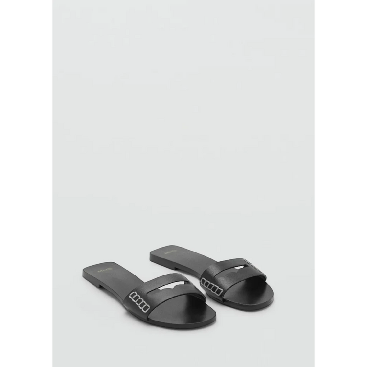Leather sandals with a wide strap
