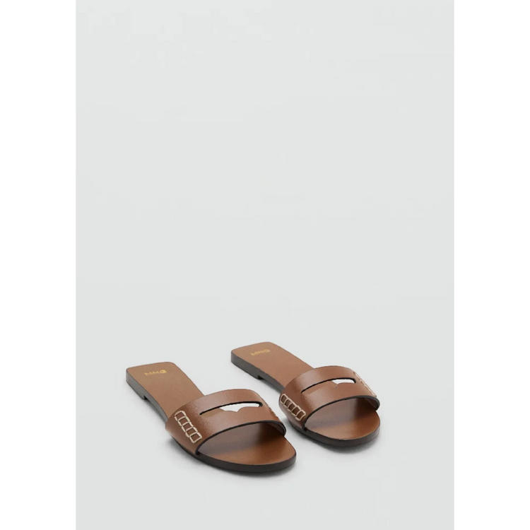 Leather sandals with a wide strap