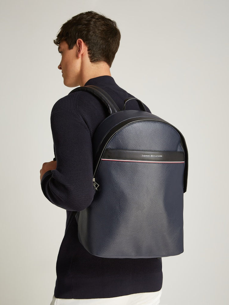 TH CORP DOME BACKPACK