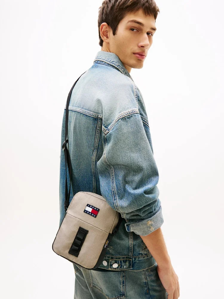 TOMMY JEANS  AM0AM14222-AEP