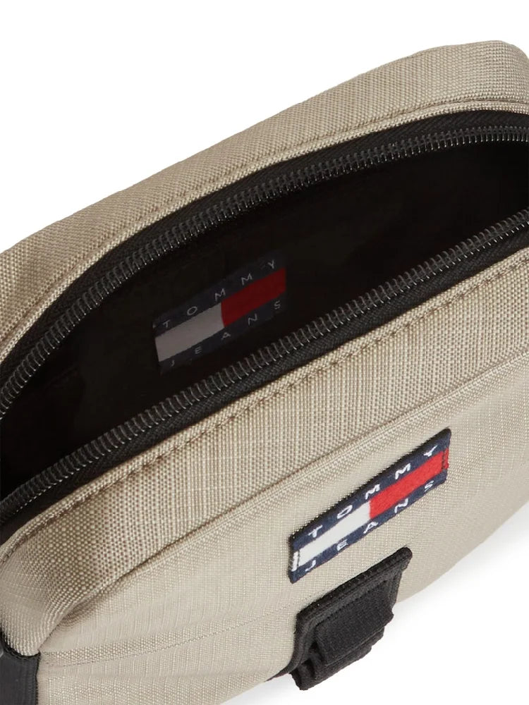 TOMMY JEANS  AM0AM14222-AEP