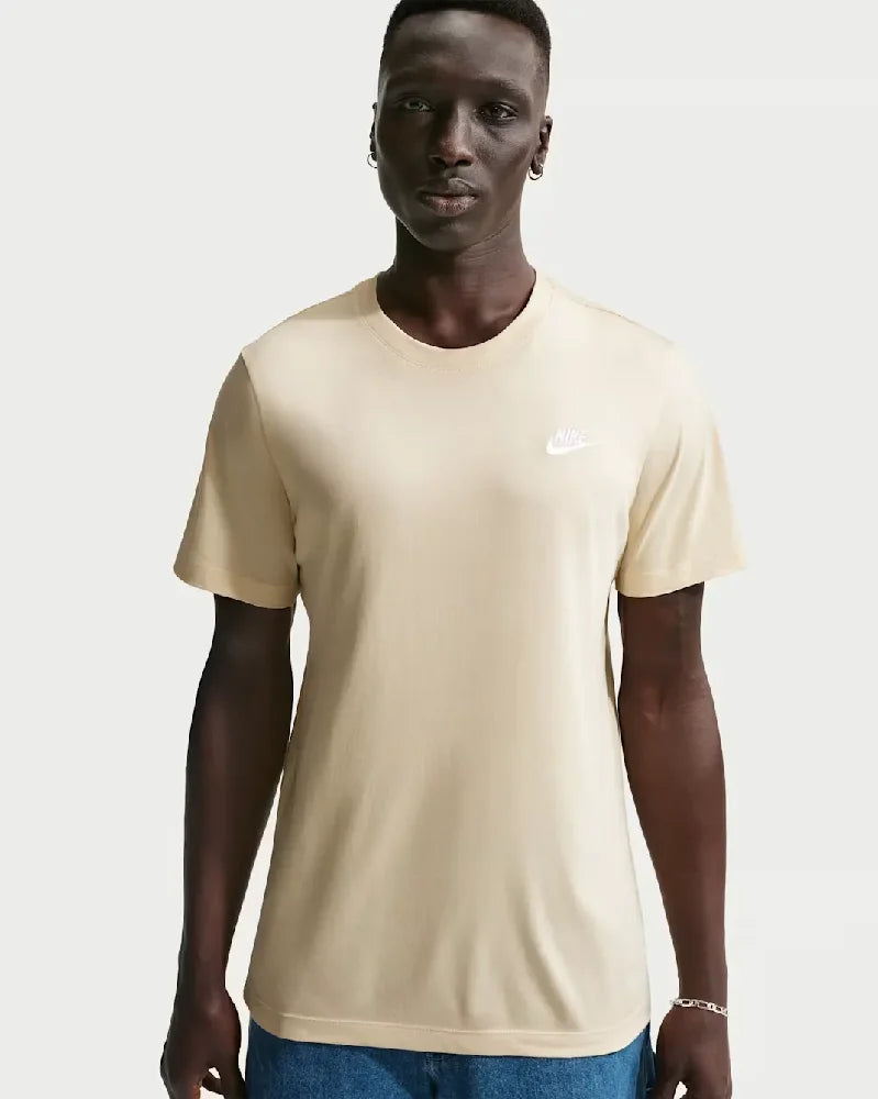 NIKE Sportswear Club T-Shirt Brown AR4997-229