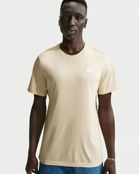 NIKE Sportswear Club T-Shirt Brown AR4997-229