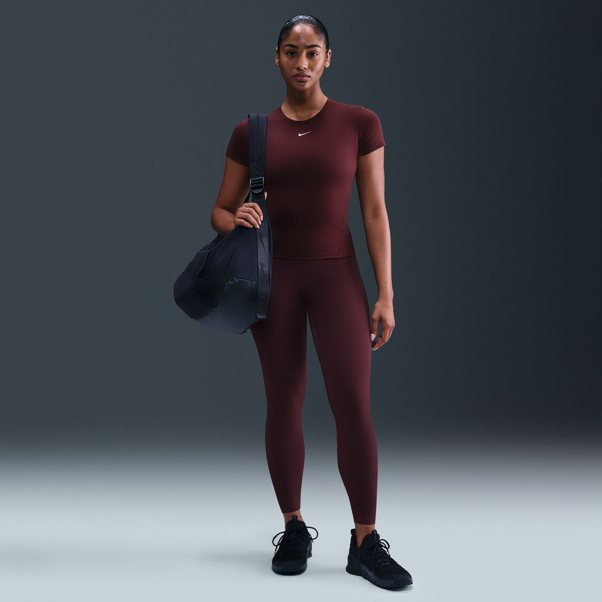 One Fitted Dri-FIT Mid Layer