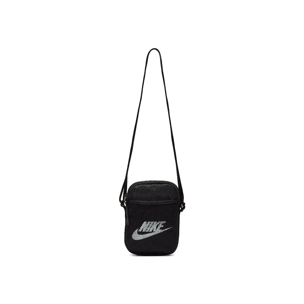 NIKE  BA5871-010