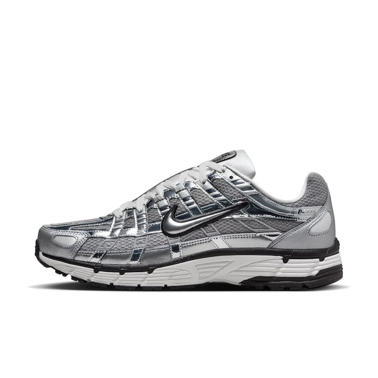 NIKE  CN0149-001