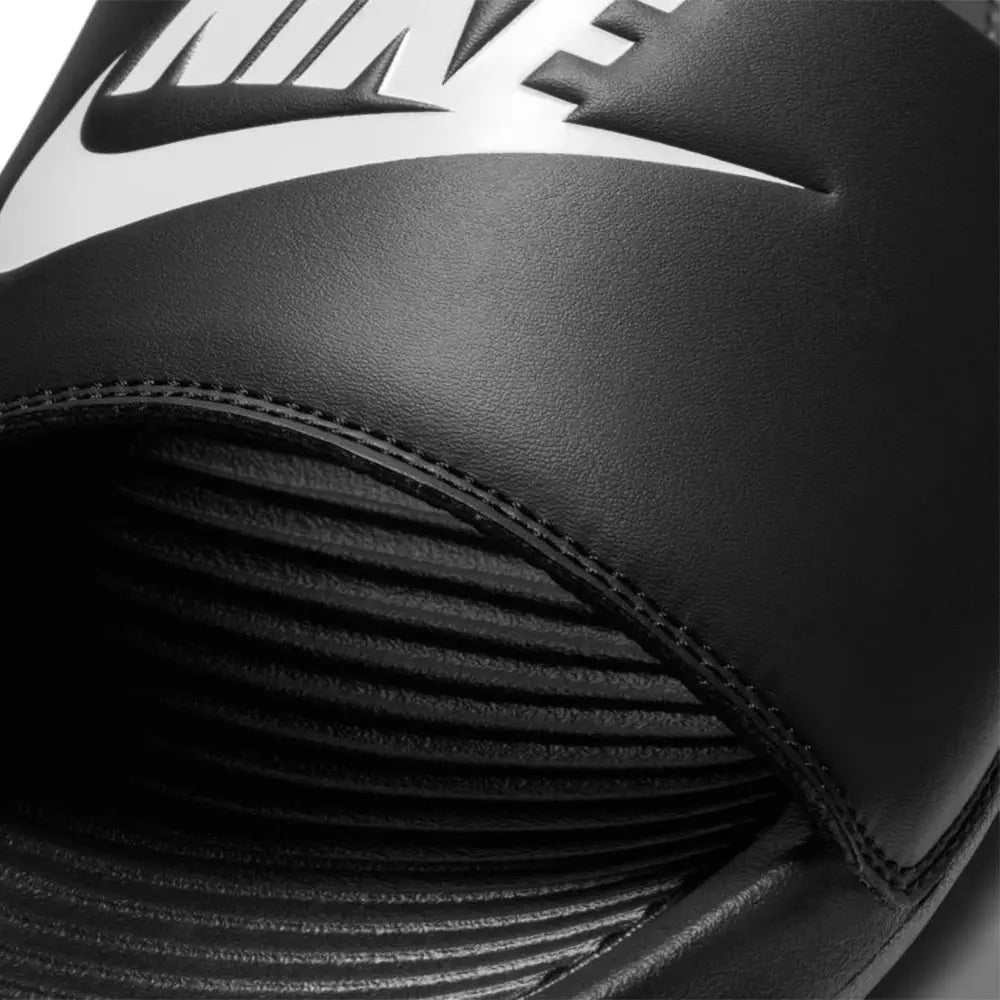 NIKE  CN9675-002