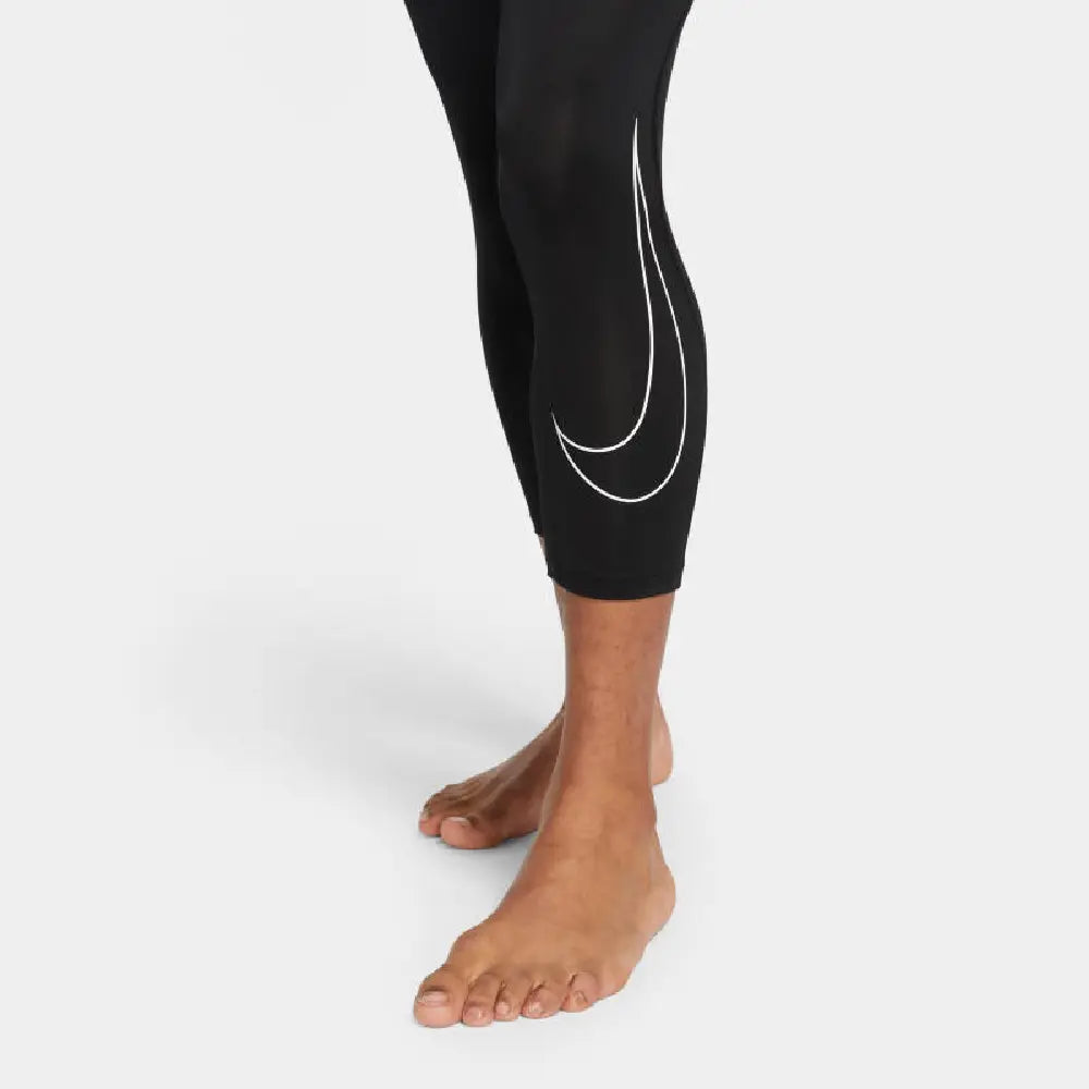 NIKE  DD1919-010
