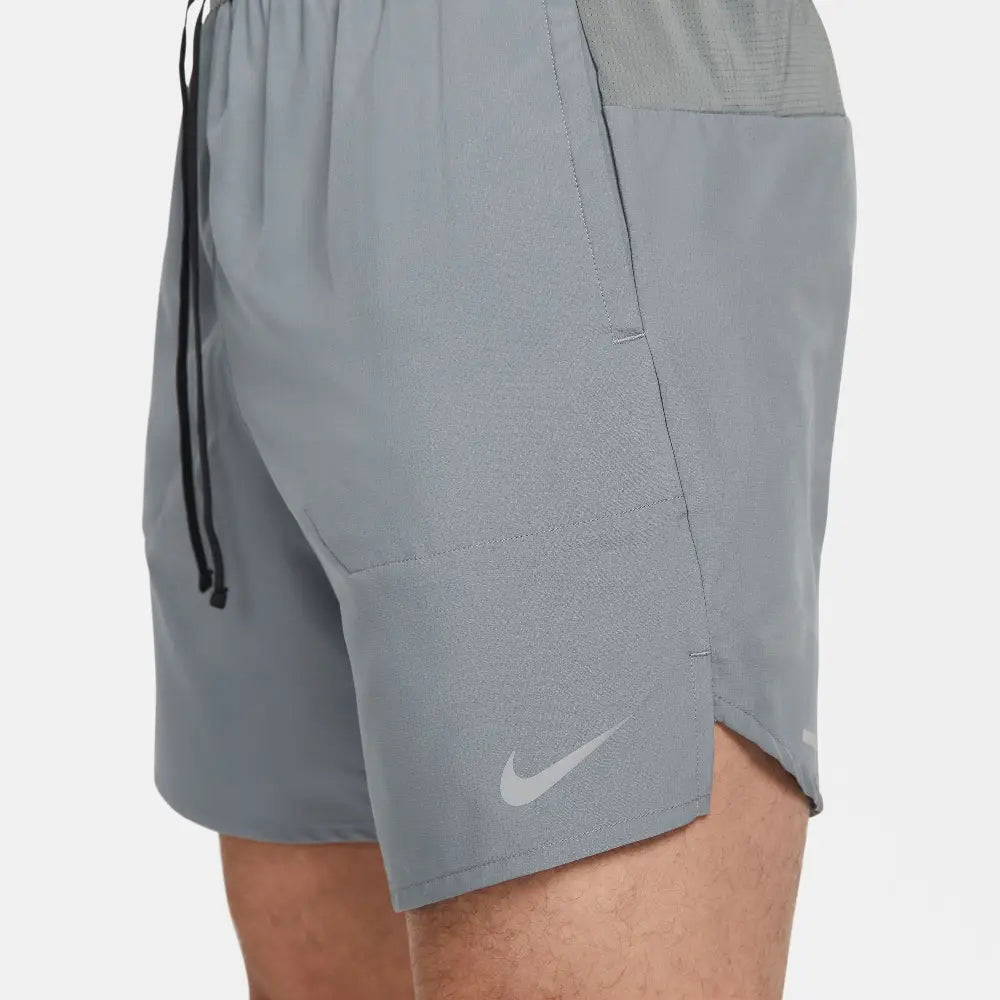 NIKE  DM4761-084