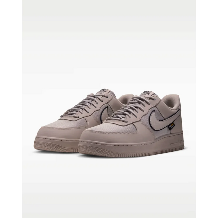NIKE  DO6701-236