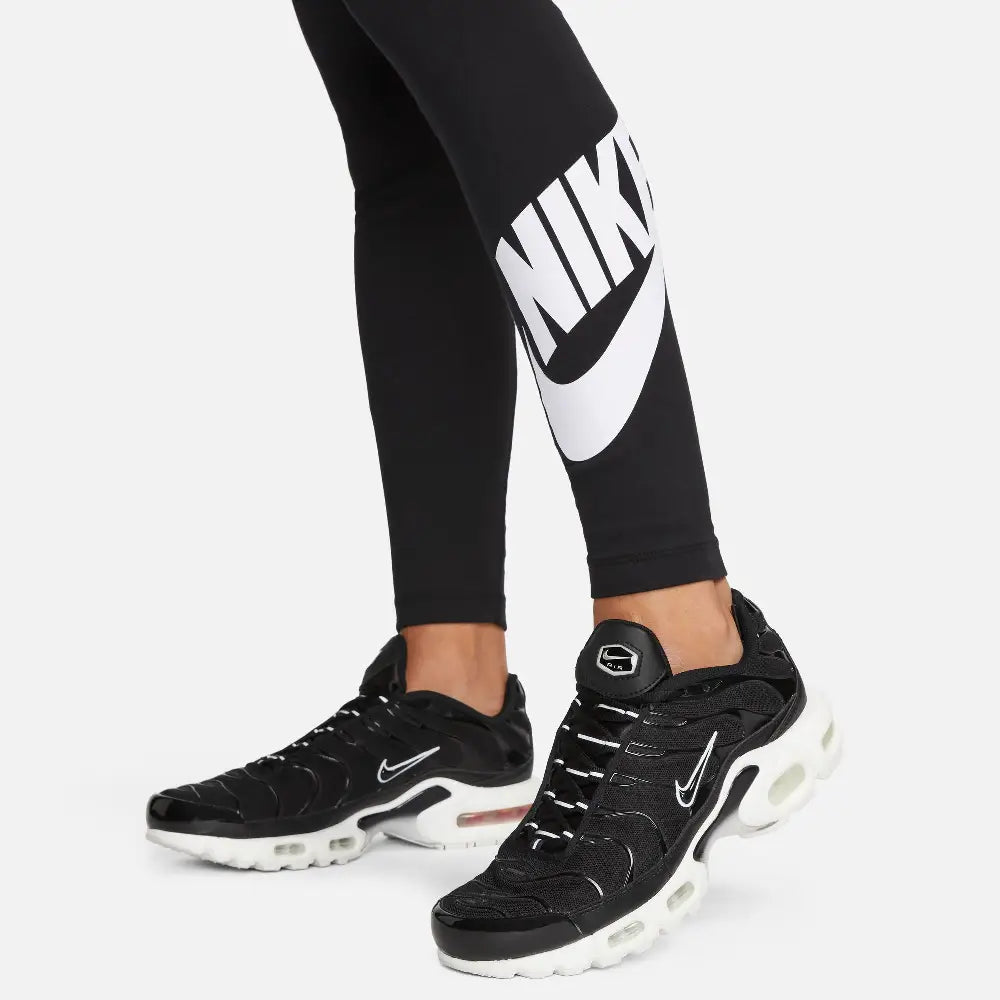NIKE Sportswear Essential Classic High-Rise Leggings Black DV7791-010