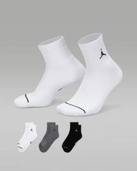 JORDAN  DX9655-911