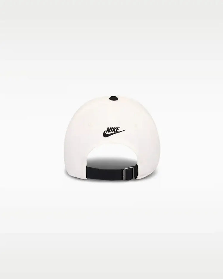 NIKE  FB5370-136