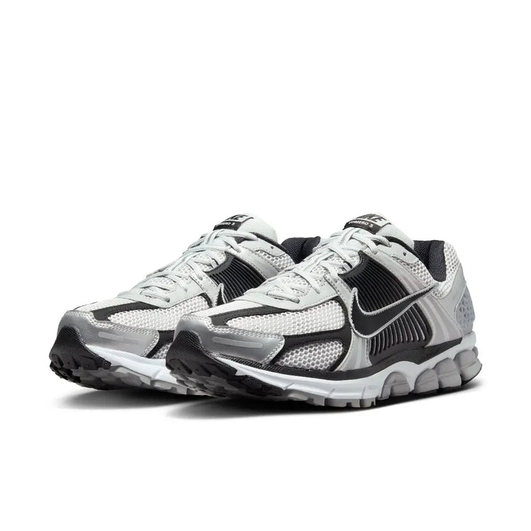 NIKE Zoom Vomero 5 Metallic Silver FJ4151-004