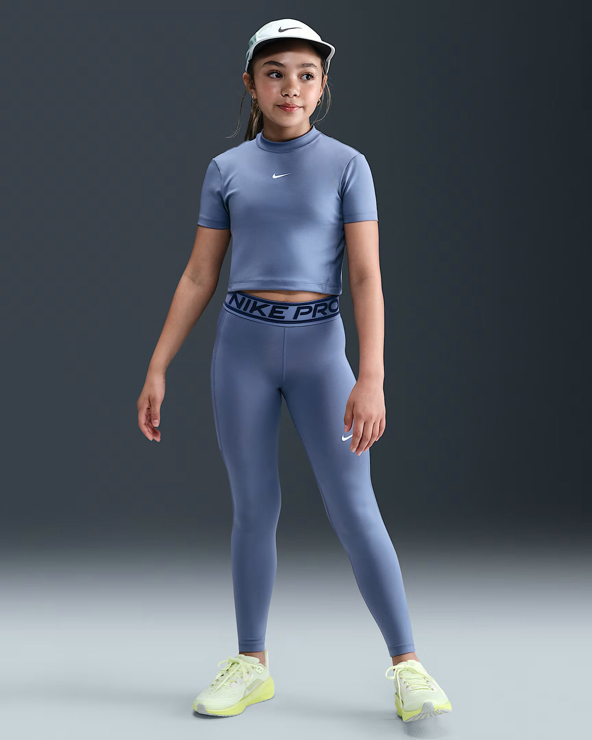 Pro Mid-Rise Leggings