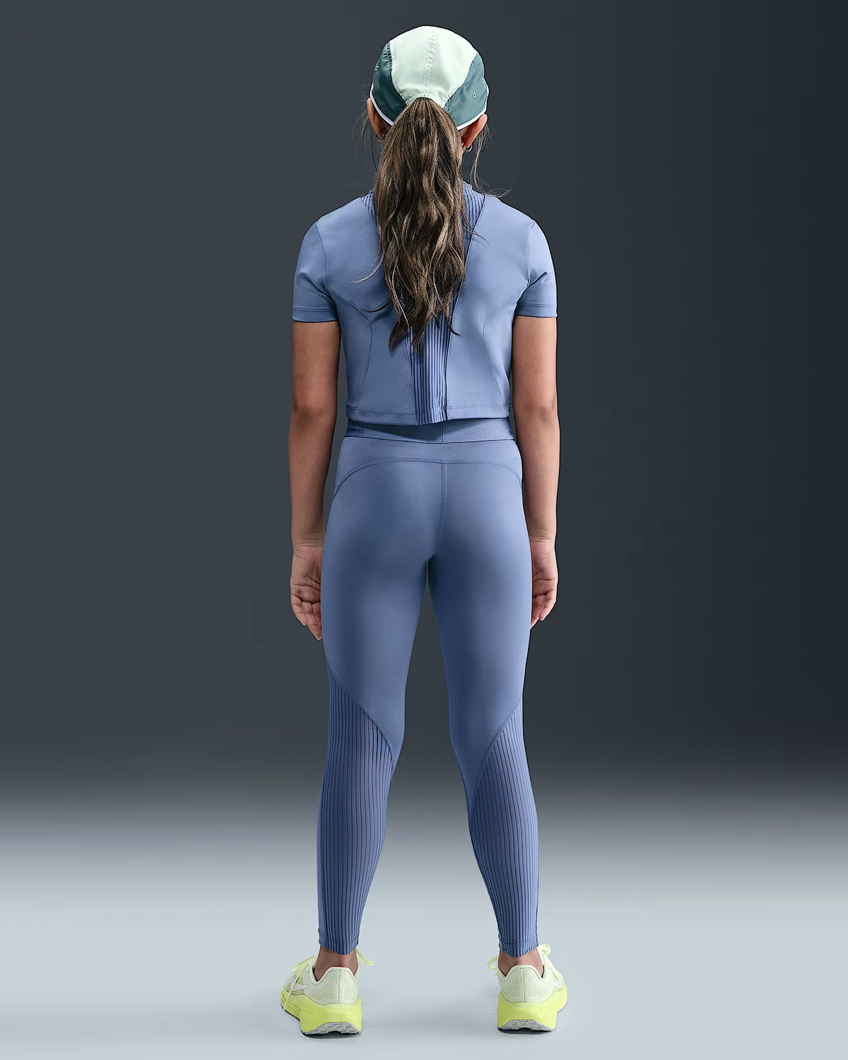 Pro Mid-Rise Leggings