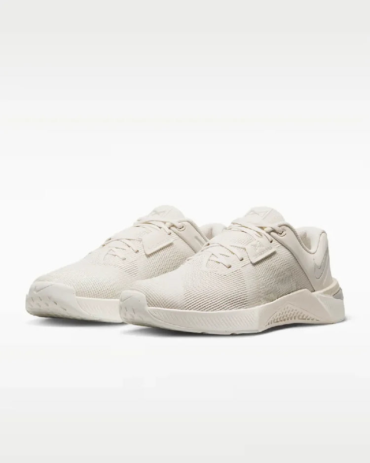 NIKE  HQ2620-102