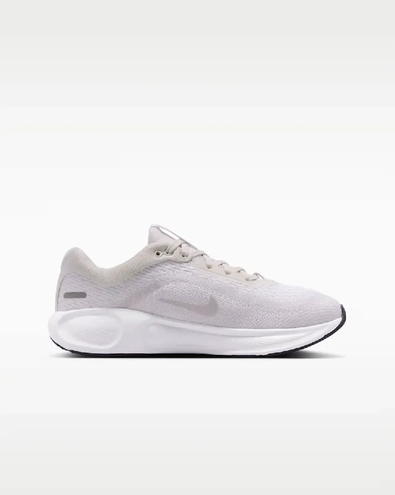NIKE  HQ3266-105