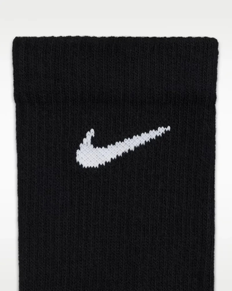 NIKE  HQ4335-902