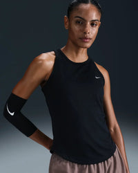 NIKE  HV3809-010
