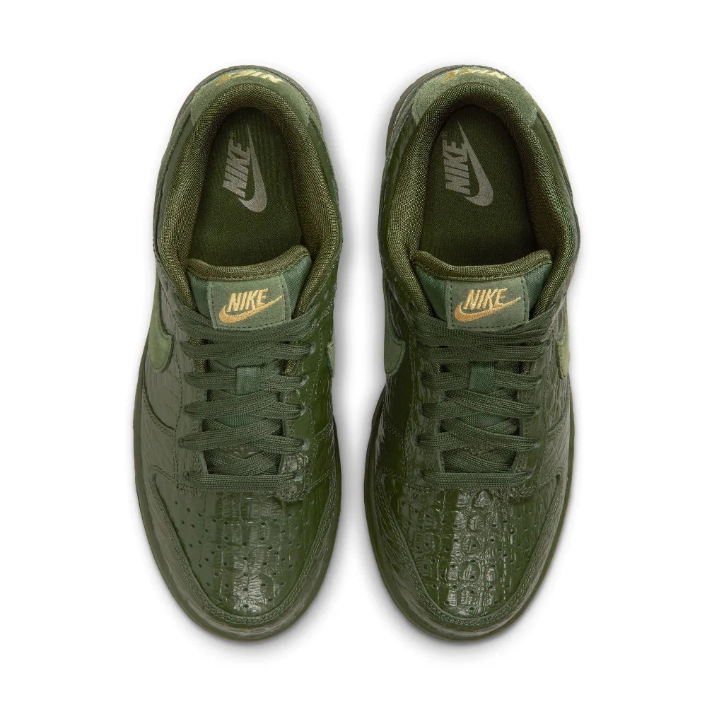 NIKE Dunk Low Sneakers Green HV4388-300