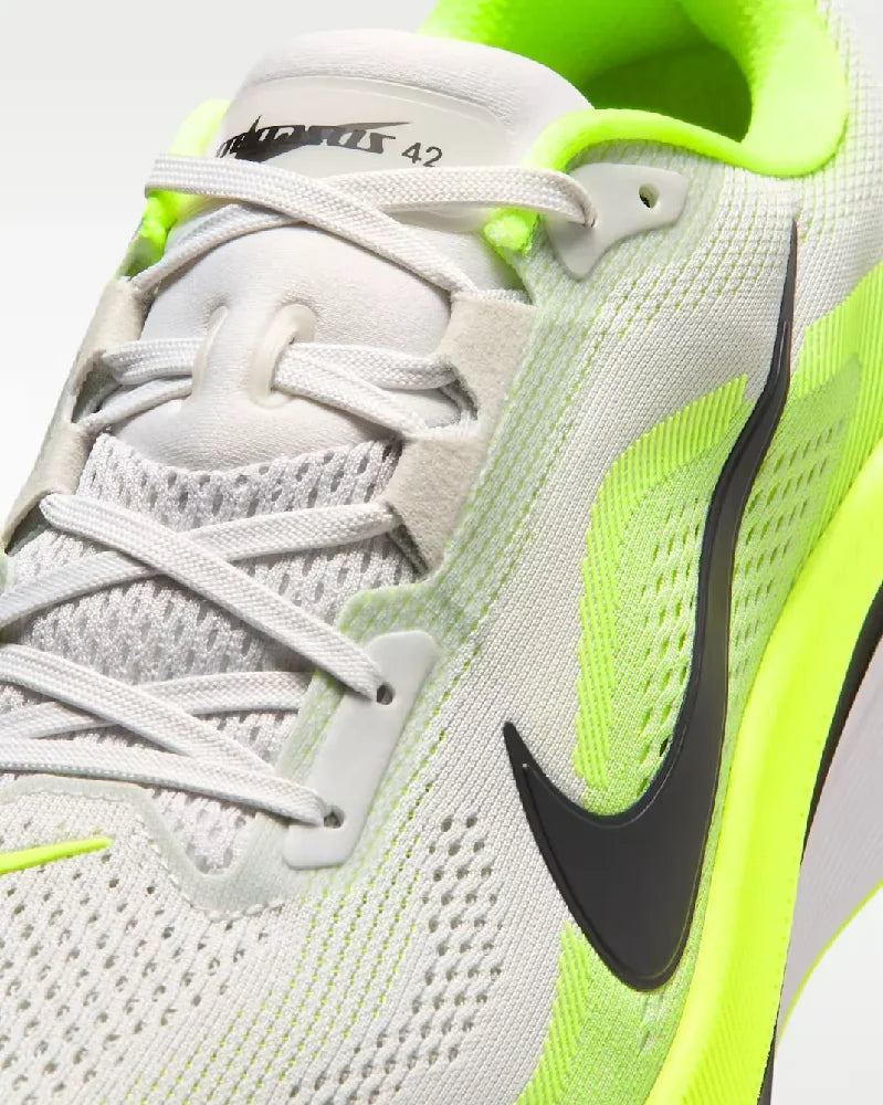 NIKE  IB1873-008