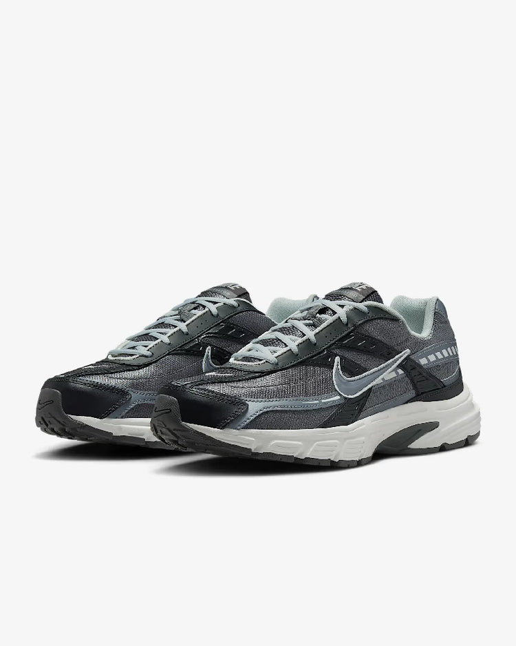 NIKE  IB3083-001