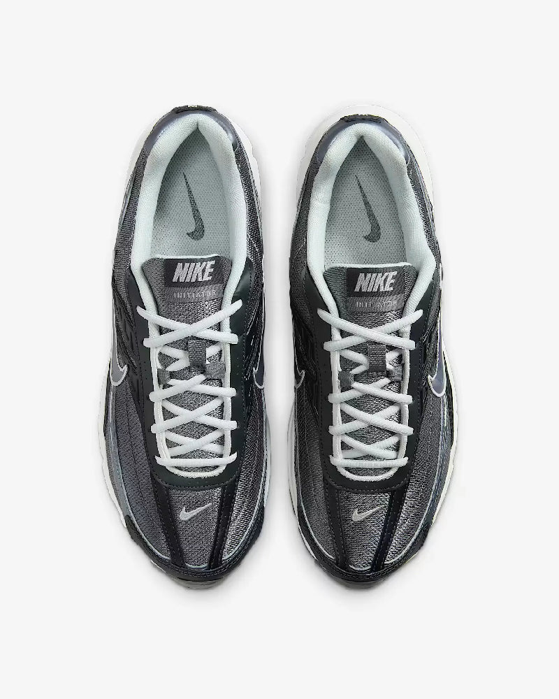 NIKE  IB3083-001