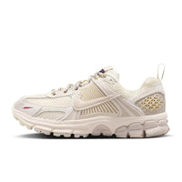 NIKE  IB5853-002