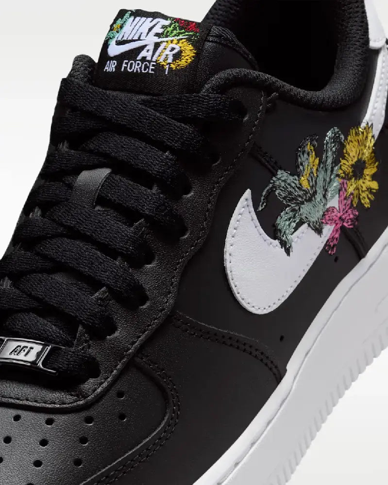 NIKE  IB6644-001