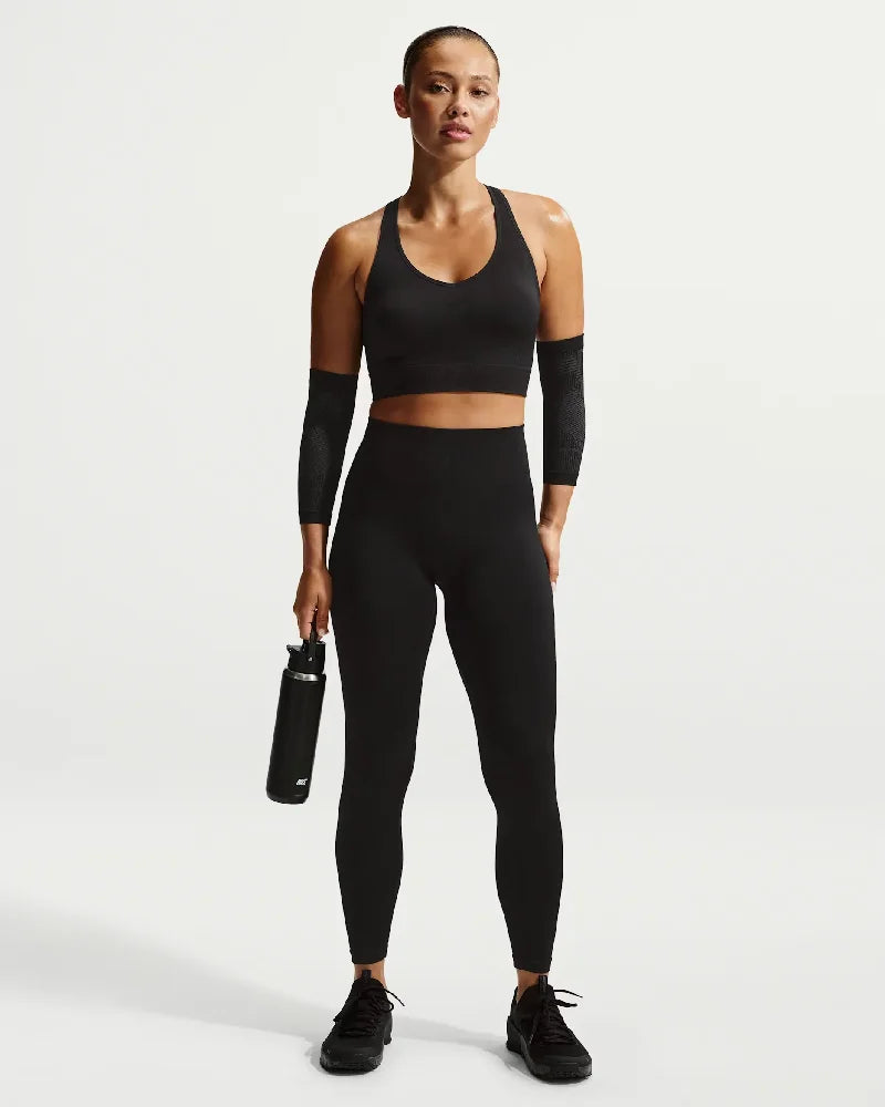 NIKE  IF1208-010