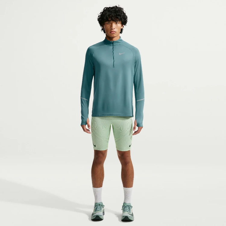 NIKE  IF2084-008