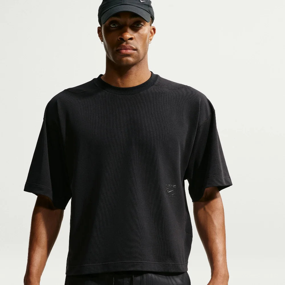 NIKE  IM3611-010