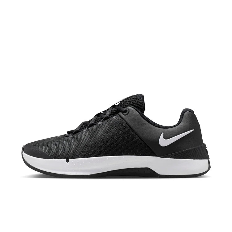 NIKE  IM3744-002