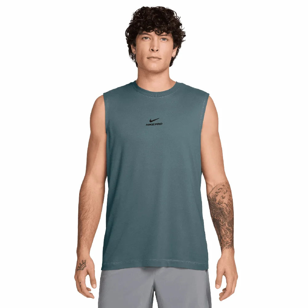 NIKE  IM4899-382