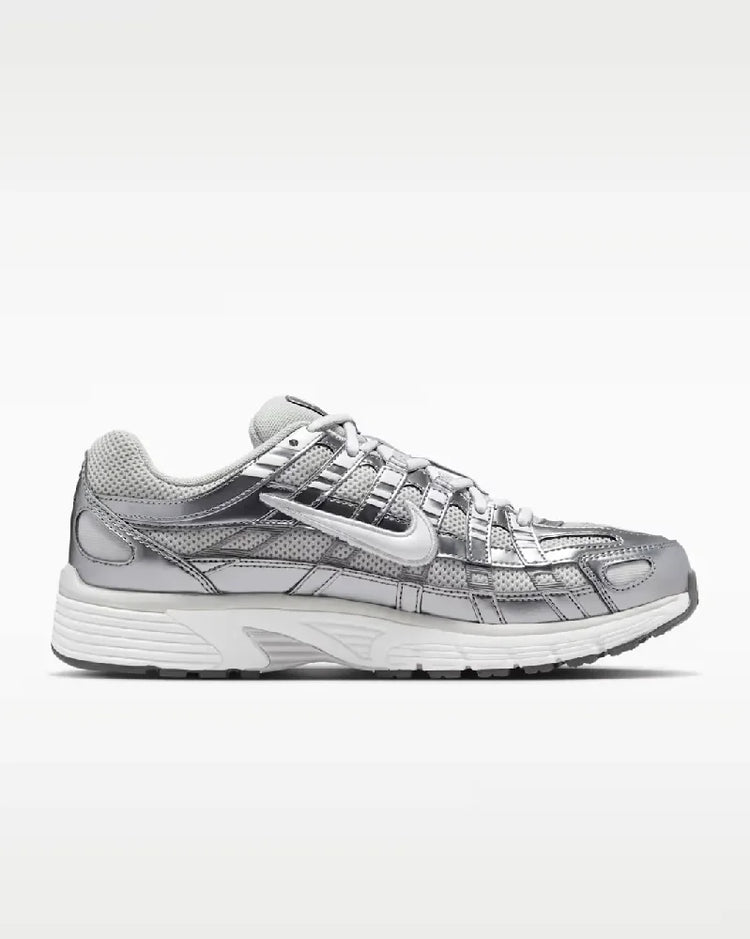NIKE  IO3496-001