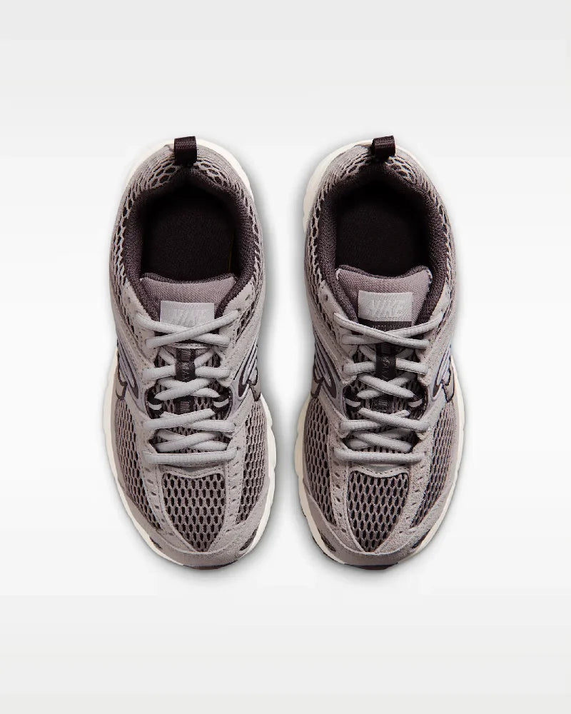 NIKE  IR0587-001