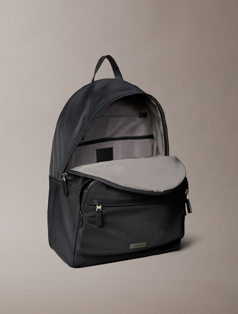 CALVIN KLEIN  LV04D3143G-UB1
