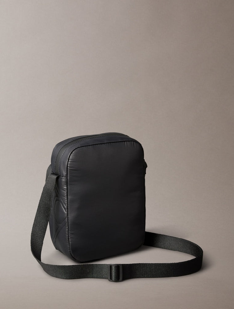 CALVIN KLEIN  LV04D3164G-UB1
