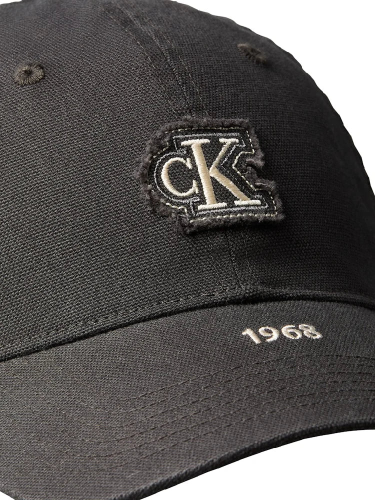 CALVIN KLEIN  LV04D5111G-8MN