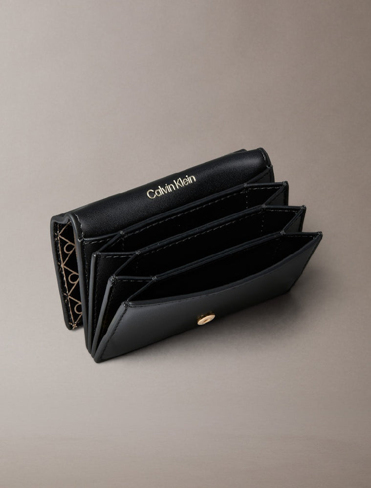 CALVIN KLEIN  LV04F1083G-2XA