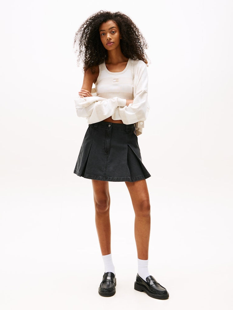 Badge Slim Cropped Tank Top