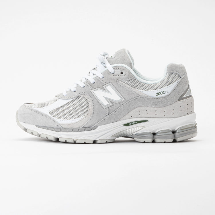 2002R Training Shoes