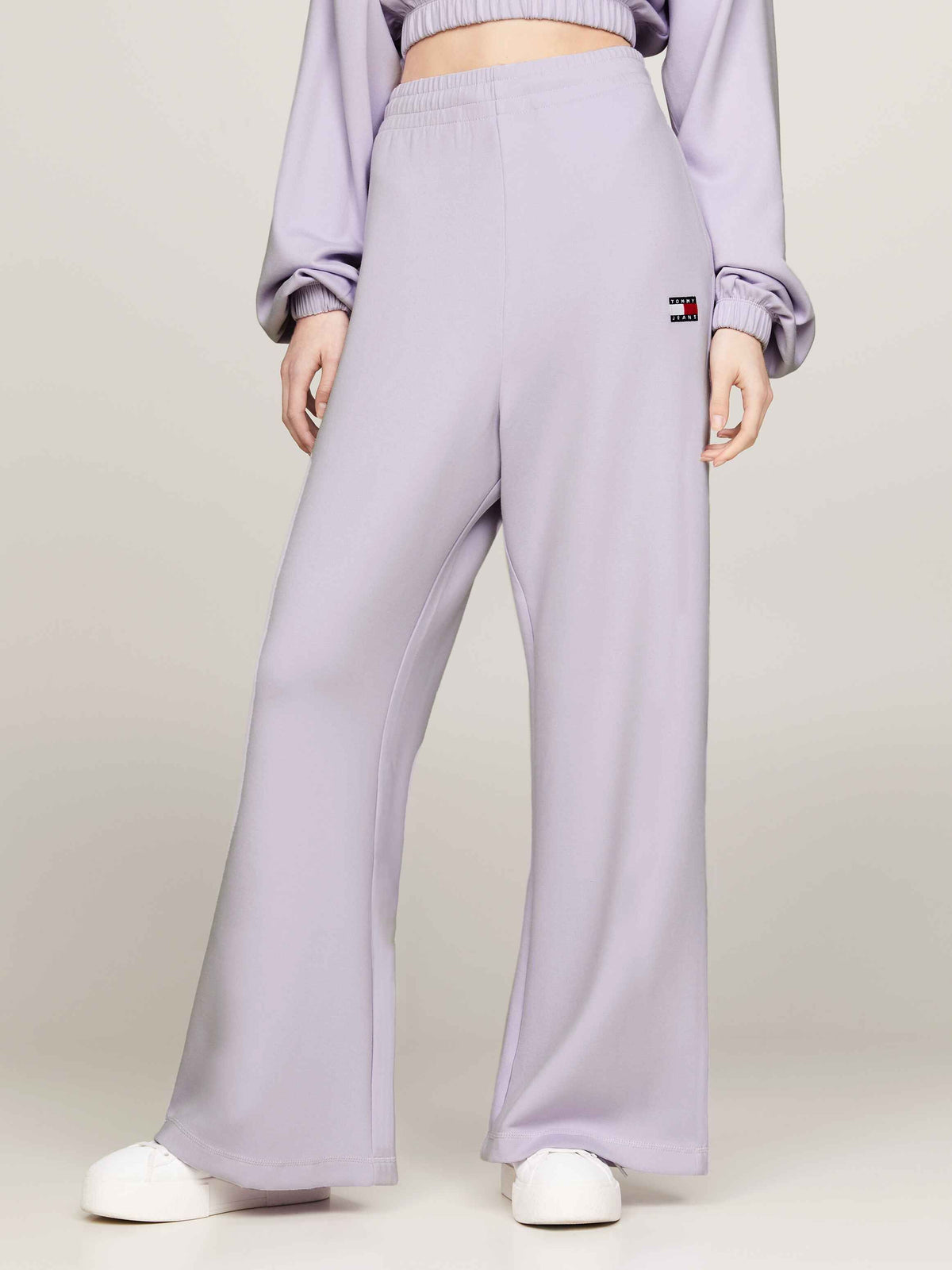 Badge Relaxed Wide Fit Joggers