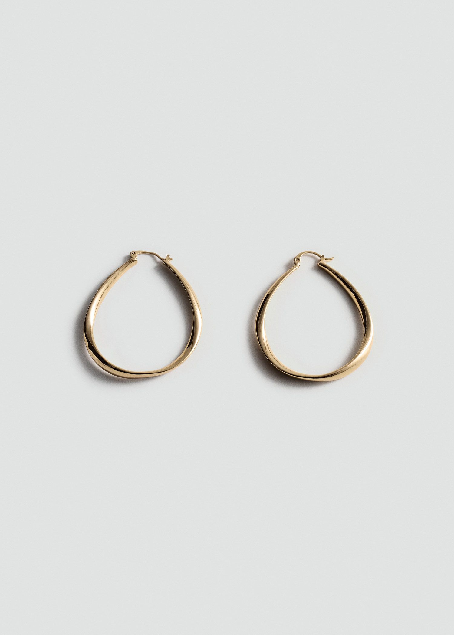 Mango Oval Hoop Earrings