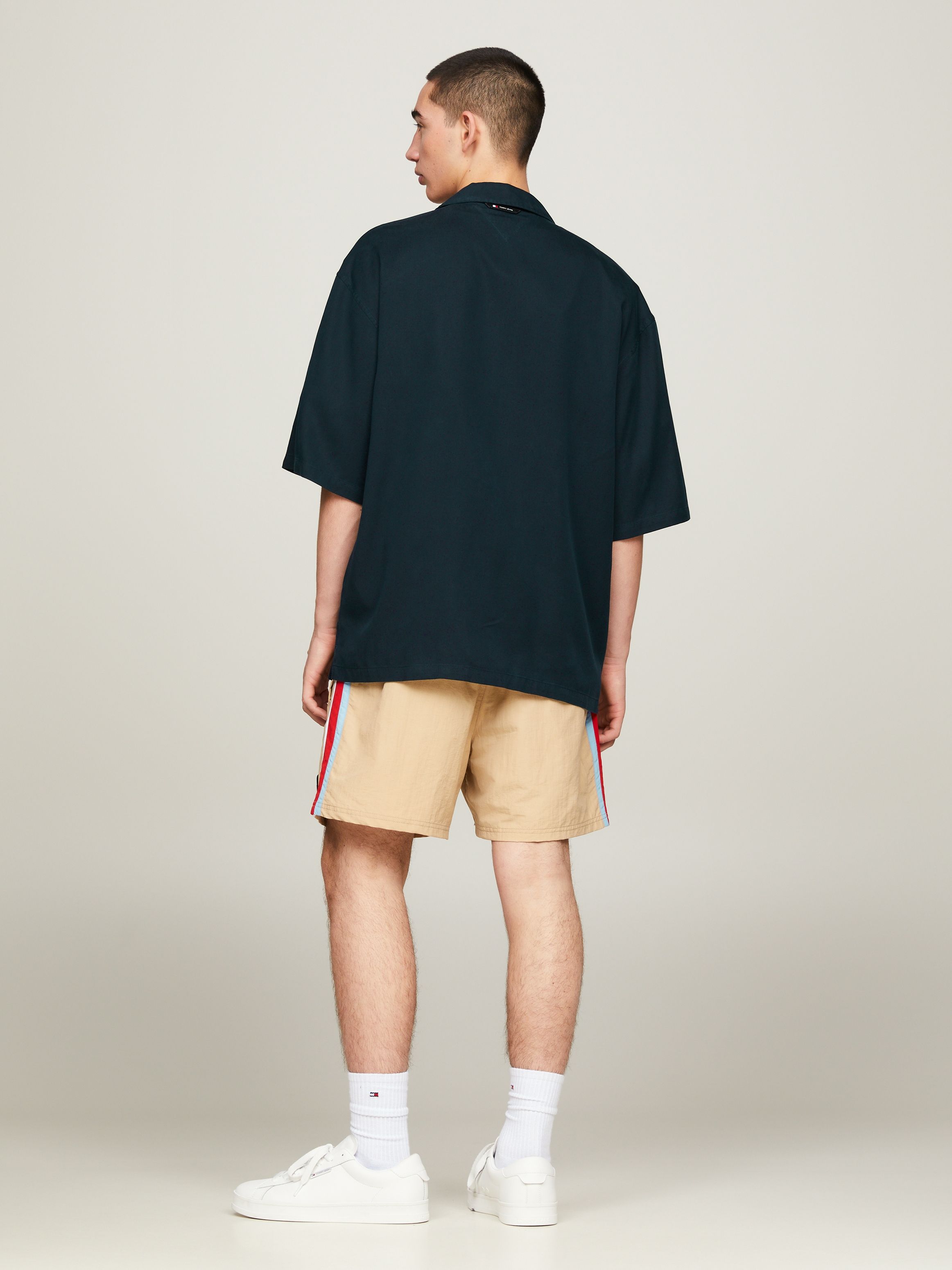 Tommy Jeans Archive Relaxed Short Sleeve Shirt