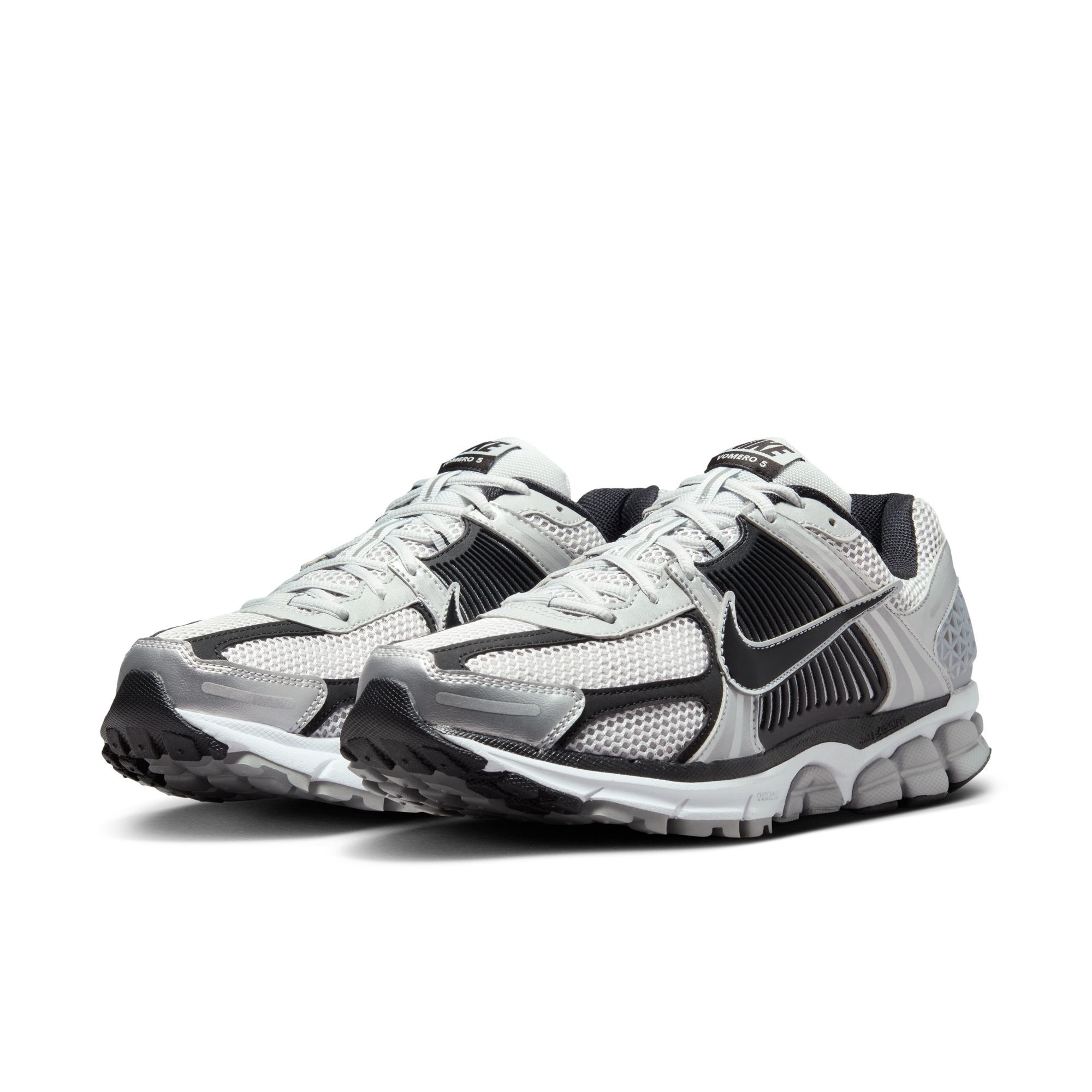 Nike Zoom Vomero 5 Men's Shoes